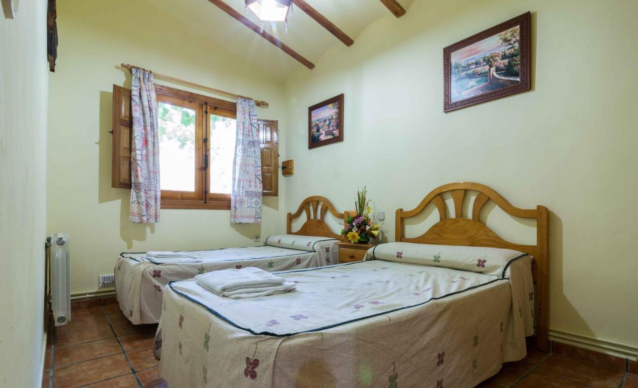 Casas Rurales Los Enebros แนร์ปิโอ ภายนอก รูปภาพ