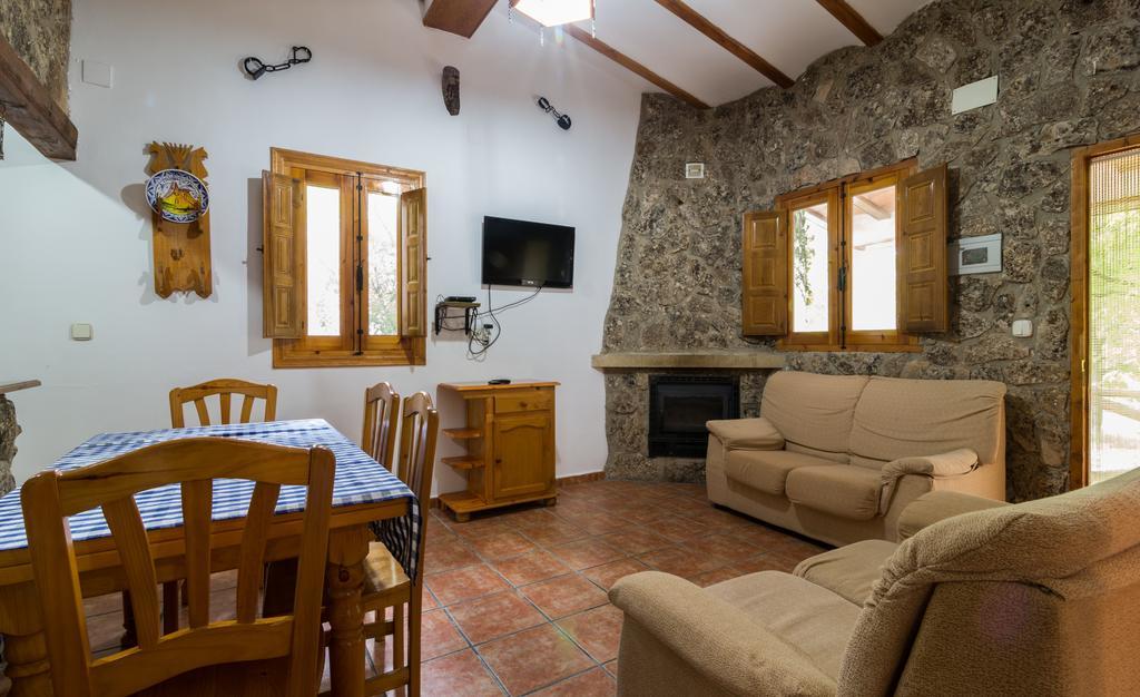 Casas Rurales Los Enebros แนร์ปิโอ ภายนอก รูปภาพ