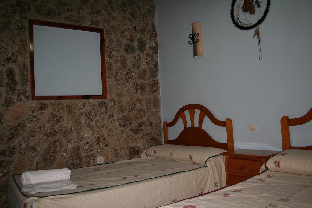 Casas Rurales Los Enebros แนร์ปิโอ ห้อง รูปภาพ